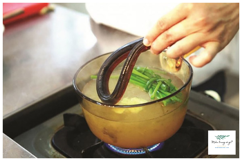 cháo lươn cho bé