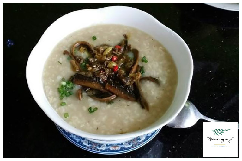 Món cháo lươn cho bé