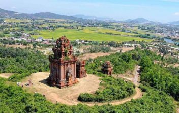 tháp bánh ít quy nhơn